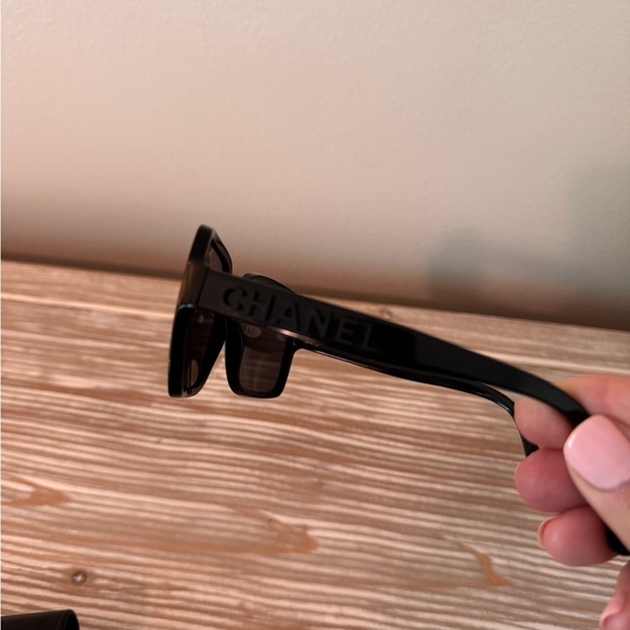 Chanel square acetate polarized sunglasses - Picture 4 of 11